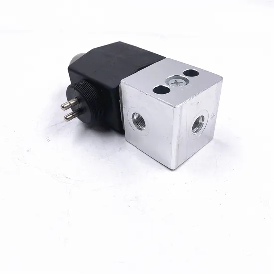 Best Selling HOWO 8X4 12 Wheels Diesel Fuel Tank 27 Cbm Oil Truck with Manual Transmission Condition New