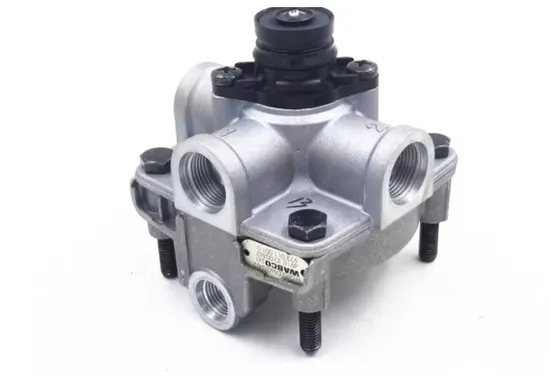 High-Quality Auto Parts Diesel Fuel Pump Diesel Injection Pump 0445020207 0445020208 for HOWO Man Truck