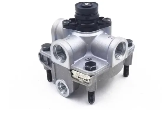 High-Quality Auto Parts Diesel Fuel Pump Diesel Injection Pump 0445020207 0445020208 for HOWO Man Truck