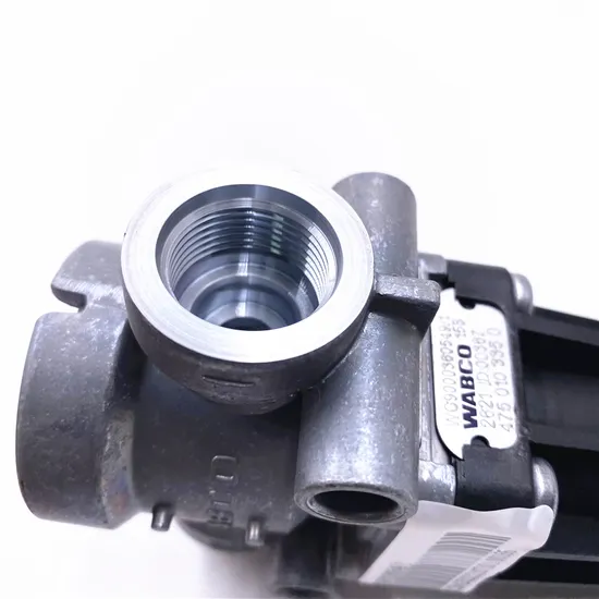 Genuine OEM 5611122 4095432 Cum-Mins Engine Water Pump High Performance Replacement Durable Water Pump