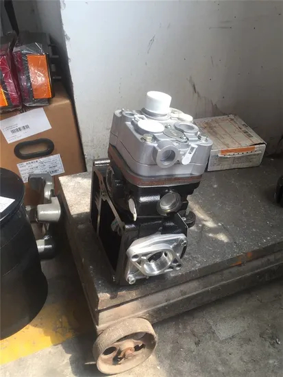 Shacman Truck Parts, Sinotruk Truck Clutch System Parts, HOWO Lorry Truck Clutch Driven Plate Assembly Wg9114160020