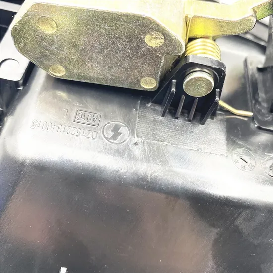 Dz13241240427 Dz13241240428 Left Upper Trim Panel Genuine OEM Plastic Body Component for Shacman Truck Cab Front New Fenders